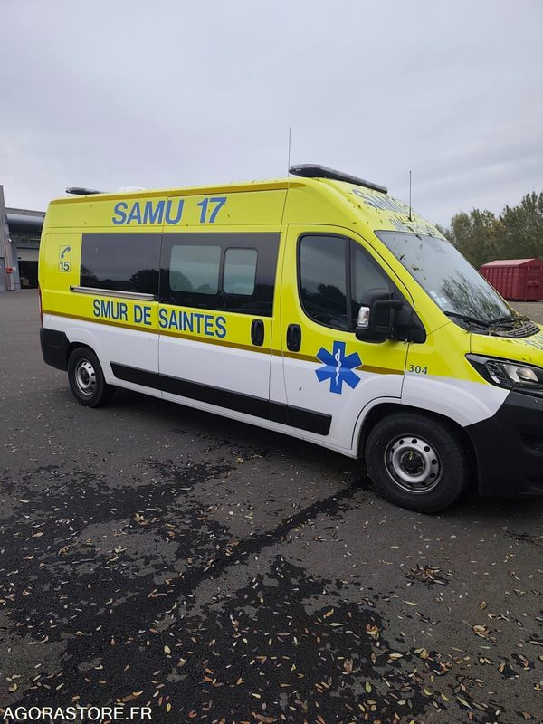Fiat Ducato ambulance réformée 2020 - 278637kms - Pohotovostní vůz: obrázek 3 Fiat Ducato ambulance réformée 2020 - 278637kms - Pohotovostní vůz: obrázek 3