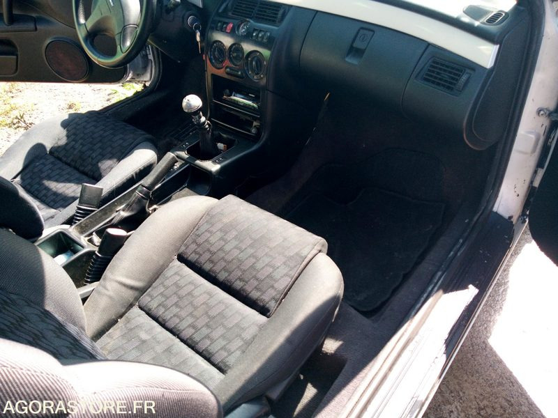 Osobní auto Fiat coupée 2.0L 20V: obrázek 10