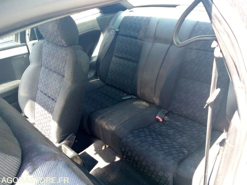 Osobní auto Fiat coupée 2.0L 20V: obrázek 7