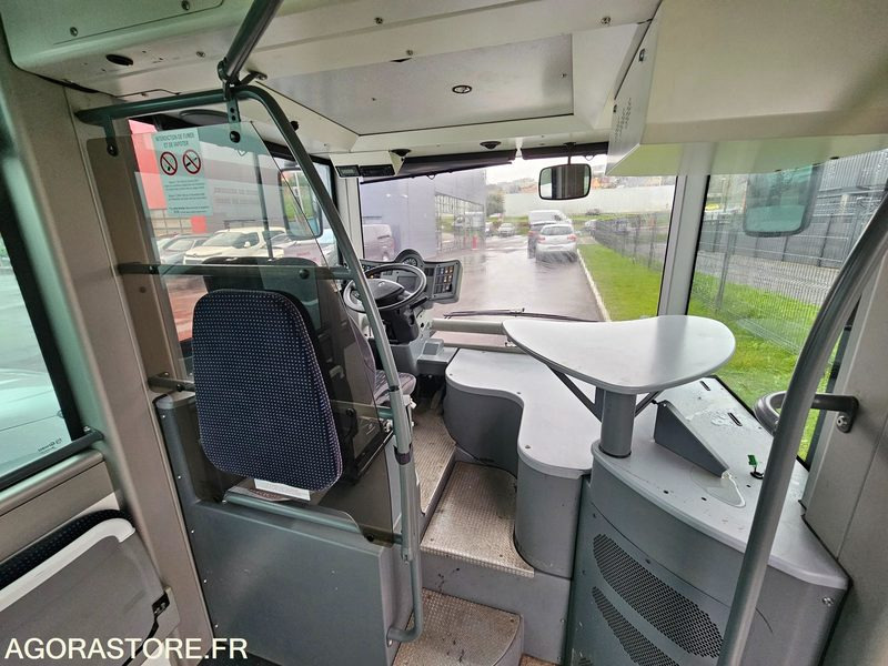 GRUAU Microbus - 2011 BON - 45500km ETAT GENERAL - Minibus, Mikrobus: obrázek 5 GRUAU Microbus - 2011 BON - 45500km ETAT GENERAL - Minibus, Mikrobus: obrázek 5