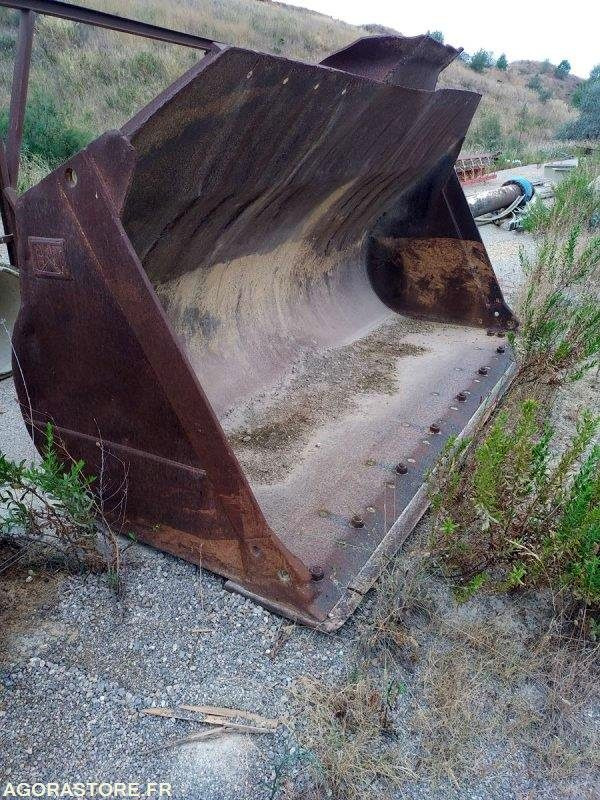 Godet CATERPILLAR - Nástroj/ Vybavení: obrázek 3 Godet CATERPILLAR - Nástroj/ Vybavení: obrázek 3