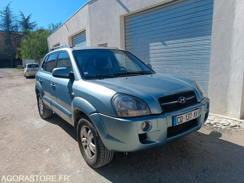 HYUNDAI TUCSON - 2007 - 224500KMS - SUV: obrázek 4 HYUNDAI TUCSON - 2007 - 224500KMS - SUV: obrázek 4