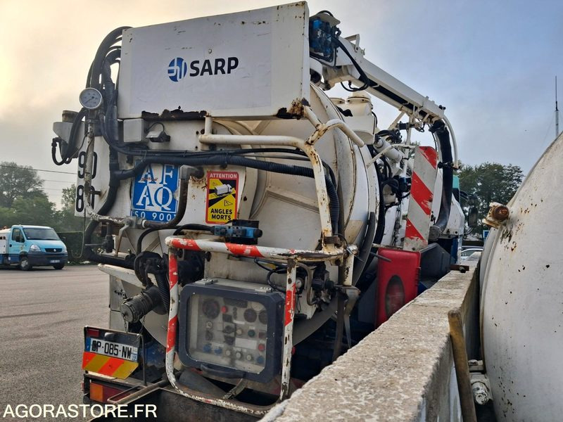 Hydrocureur Huwer/Renault 19T CP085NW (VENTE UNIQUEMENT EXPORT) - Čistič odpadových jam: obrázek 4 Hydrocureur Huwer/Renault 19T CP085NW (VENTE UNIQUEMENT EXPORT) - Čistič odpadových jam: obrázek 4