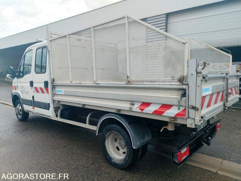 IVECO 35C12D - Furgon: obrázek 5 IVECO 35C12D - Furgon: obrázek 5