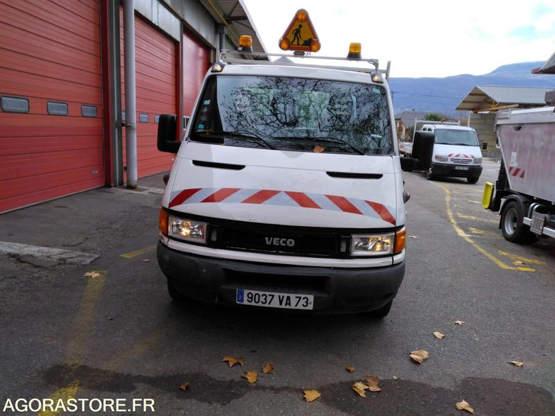 IVECO AMPLIROLL - Dodávka valník: obrázek 2 IVECO AMPLIROLL - Dodávka valník: obrázek 2