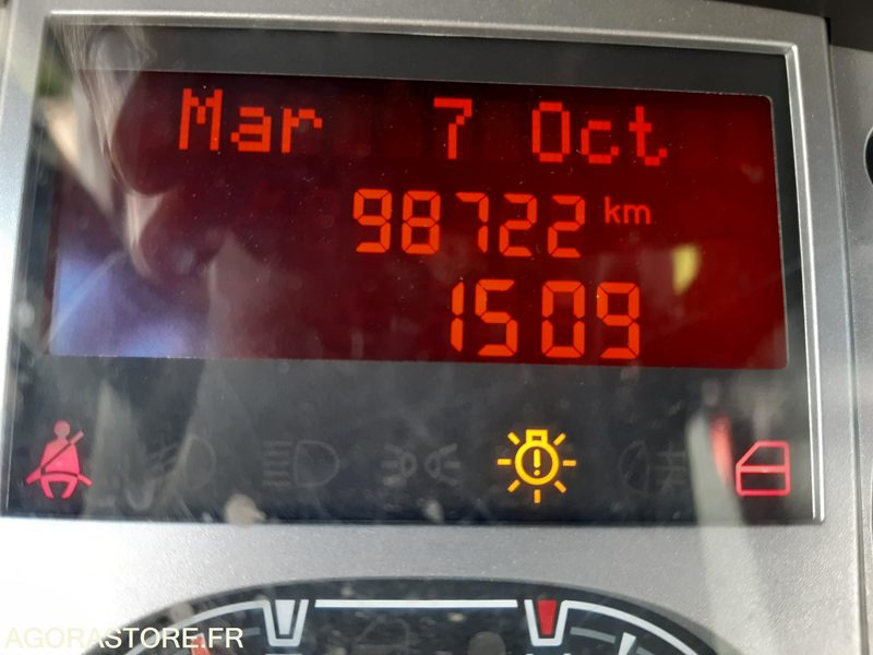 IVECO BENNE DANS L'ETAT - Dodávka sklápěč: obrázek 4 IVECO BENNE DANS L'ETAT - Dodávka sklápěč: obrázek 4