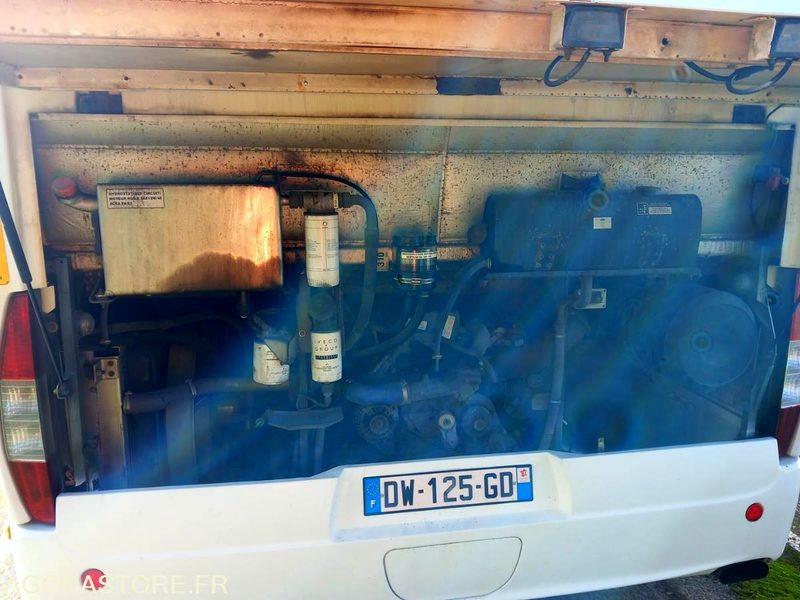 IVECO BUS AXER N°073321 - Školní autobus: obrázek 5 IVECO BUS AXER N°073321 - Školní autobus: obrázek 5