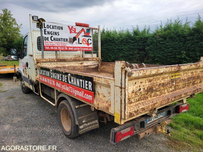 Iveco 35c12 - Dodávka sklápěč: obrázek 4 Iveco 35c12 - Dodávka sklápěč: obrázek 4