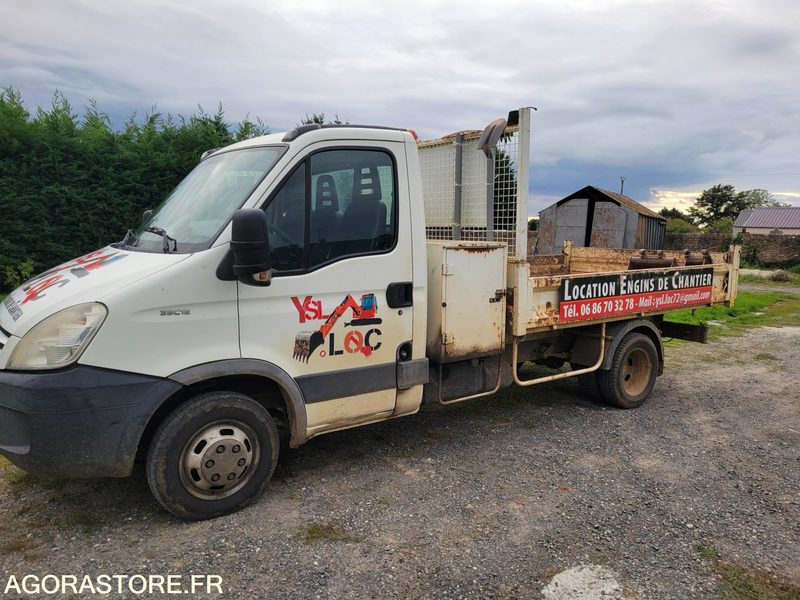 Iveco 35c12 - Dodávka sklápěč: obrázek 1 Iveco 35c12 - Dodávka sklápěč: obrázek 1