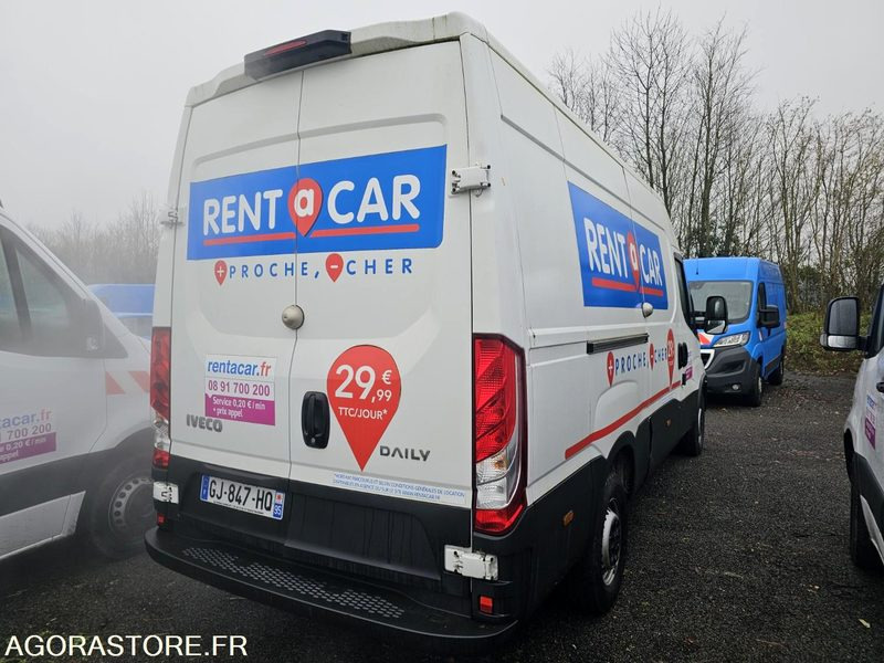 Iveco daily 35S14 - 2022 - 8815 Kms - Furgon: obrázek 3 Iveco daily 35S14 - 2022 - 8815 Kms - Furgon: obrázek 3