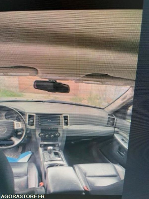 SUV Jeep Cherokee - 242 000 KMS - 2008: obrázek 6
