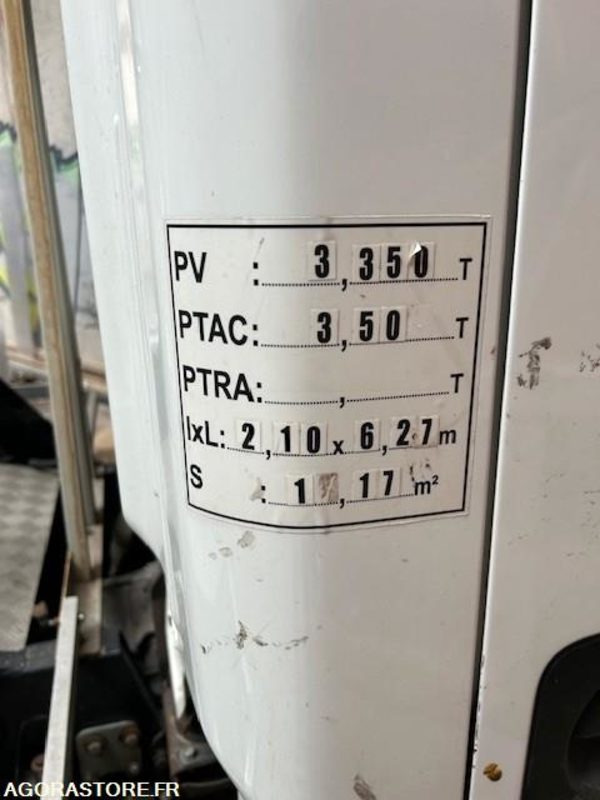 CAMION NACELLE NISSAN IMER P 23 AS 11 2013 20 000 KM - Jiná technika: obrázek 4 CAMION NACELLE NISSAN IMER P 23 AS 11 2013 20 000 KM - Jiná technika: obrázek 4
