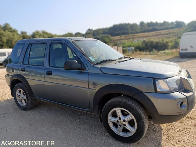 LAND ROVER FREELANDER - 2004 - 221800KMS - SUV: obrázek 2 LAND ROVER FREELANDER - 2004 - 221800KMS - SUV: obrázek 2