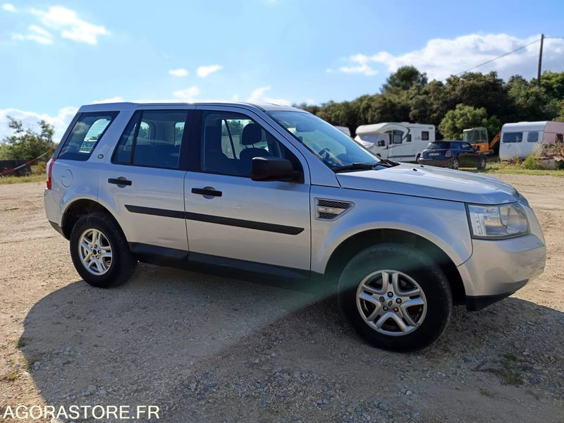 LAND ROVER FREELANDER - 2010 - 202000KMS - SUV: obrázek 4 LAND ROVER FREELANDER - 2010 - 202000KMS - SUV: obrázek 4