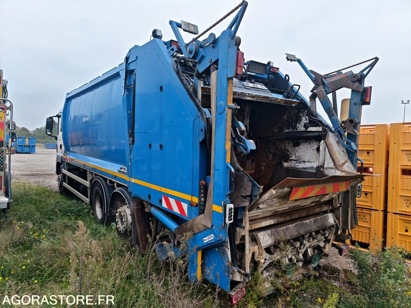 MAN 26T/BOM - BF366JG - Vůz na odvoz odpadků: obrázek 4 MAN 26T/BOM - BF366JG - Vůz na odvoz odpadků: obrázek 4
