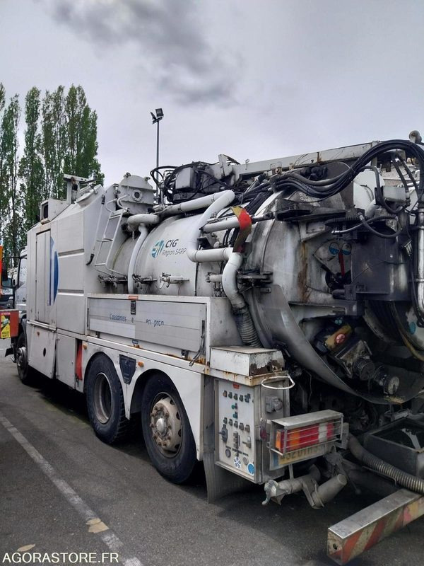 MERCEDES Actros HUWER 2004 (250 000Km) NON ROULANT EXPORT UNIQUEMENT - Čistič odpadových jam: obrázek 5 MERCEDES Actros HUWER 2004 (250 000Km) NON ROULANT EXPORT UNIQUEMENT - Čistič odpadových jam: obrázek 5