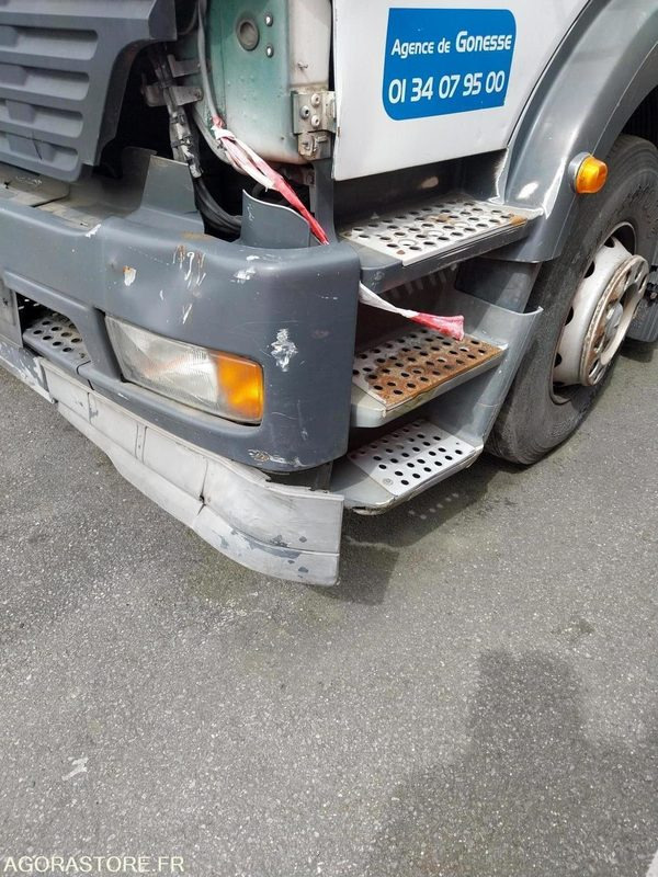 MERCEDES Actros HUWER 2004 (250 000Km) NON ROULANT EXPORT UNIQUEMENT - Čistič odpadových jam: obrázek 2 MERCEDES Actros HUWER 2004 (250 000Km) NON ROULANT EXPORT UNIQUEMENT - Čistič odpadových jam: obrázek 2