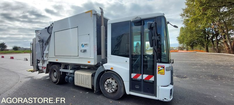 MERCEDES ECONIC - 2015 - Vůz na odvoz odpadků: obrázek 2 MERCEDES ECONIC - 2015 - Vůz na odvoz odpadků: obrázek 2