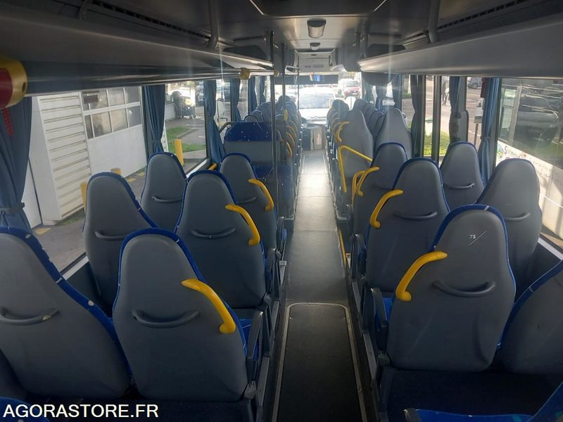 MERCEDES INTOURO N°083146 - Školní autobus: obrázek 5 MERCEDES INTOURO N°083146 - Školní autobus: obrázek 5