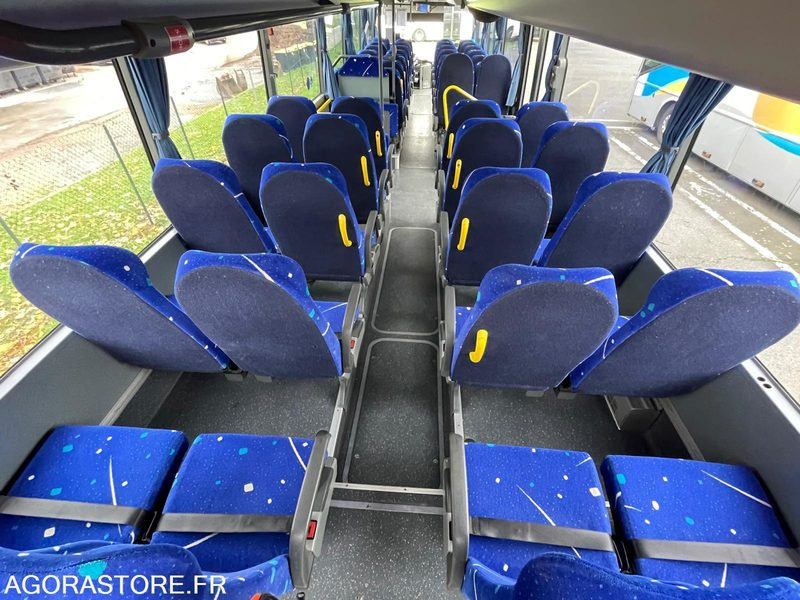 MERCEDES INTOURO N°095010 - Školní autobus: obrázek 4 MERCEDES INTOURO N°095010 - Školní autobus: obrázek 4