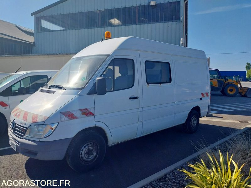 MERCEDES SPRINTER - 2001 / 295939 KM (SLM17264) - Furgon: obrázek 1 MERCEDES SPRINTER - 2001 / 295939 KM (SLM17264) - Furgon: obrázek 1