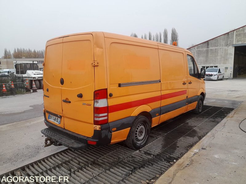 MERCEDES SPRINTER - 2008 - 313781 KM - Furgon: obrázek 3 MERCEDES SPRINTER - 2008 - 313781 KM - Furgon: obrázek 3
