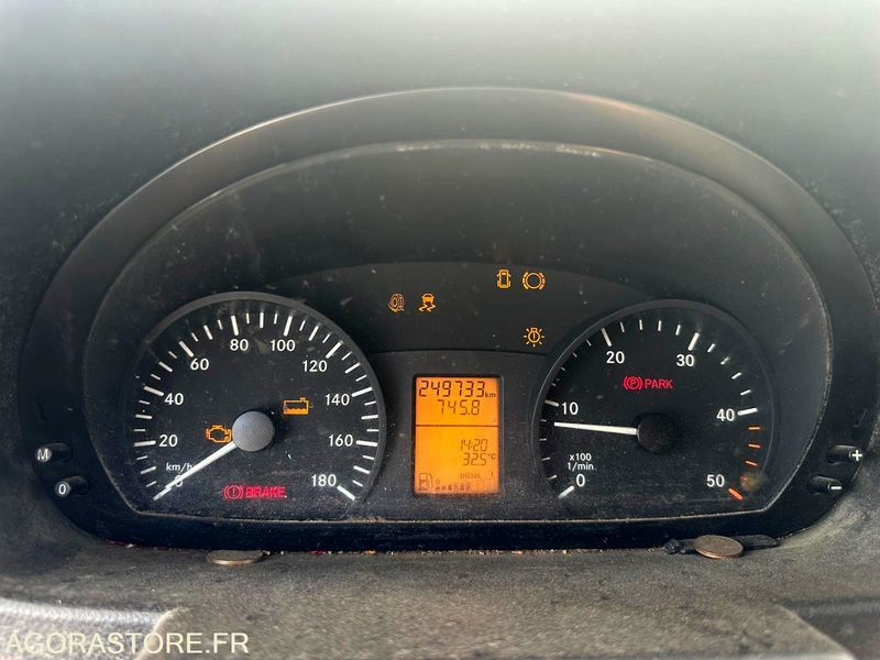 Furgon MERCEDES - SPRINTER 314 - 2016 / 249000 KM: obrázek 11