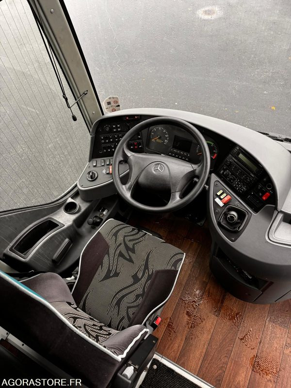 MERCEDES TOURISMO 16 RHD / 13M / 53+1+1+WC+PMR / 592 350KM - Turistický autobus: obrázek 4 MERCEDES TOURISMO 16 RHD / 13M / 53+1+1+WC+PMR / 592 350KM - Turistický autobus: obrázek 4