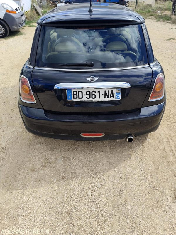 MINI COOPER 1.6 120CV - 2006 - 170500KMS - Osobní auto: obrázek 5 MINI COOPER 1.6 120CV - 2006 - 170500KMS - Osobní auto: obrázek 5