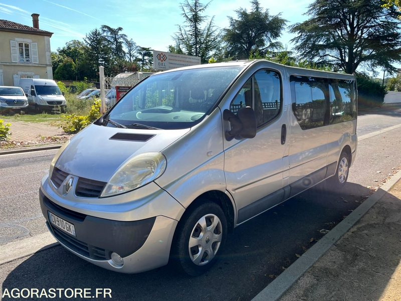 MINIBUS VL - 9 PLACES - TRAFIC - L2 H1 - 115 CH - CLIM- 165200 KMS - ATTELAGE - Minibus, Mikrobus: obrázek 3 MINIBUS VL - 9 PLACES - TRAFIC - L2 H1 - 115 CH - CLIM- 165200 KMS - ATTELAGE - Minibus, Mikrobus: obrázek 3