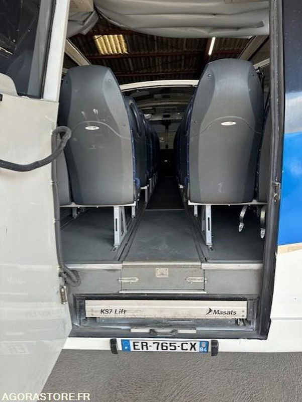 MINICARS IVECO BUS DAILY TOURYS 25397 MEC 2017 KM 239000 ER-765-CX - Minibus, Mikrobus: obrázek 4 MINICARS IVECO BUS DAILY TOURYS 25397 MEC 2017 KM 239000 ER-765-CX - Minibus, Mikrobus: obrázek 4