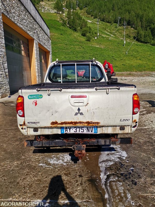 MITSUBISHI L200 - Pick-up: obrázek 3 MITSUBISHI L200 - Pick-up: obrázek 3