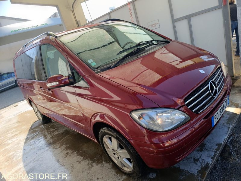 Mercedes-Benz Viano 2.2 - 2004 - 230 000 - Osobní auto: obrázek 2 Mercedes-Benz Viano 2.2 - 2004 - 230 000 - Osobní auto: obrázek 2