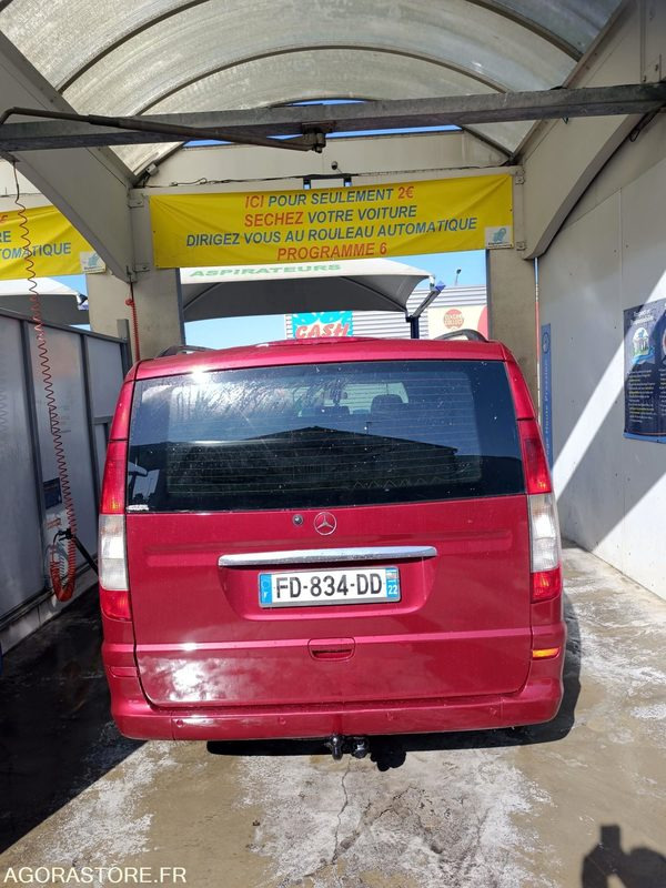 Mercedes-Benz Viano 2.2 - 2004 - 230 000 - Osobní auto: obrázek 5 Mercedes-Benz Viano 2.2 - 2004 - 230 000 - Osobní auto: obrázek 5
