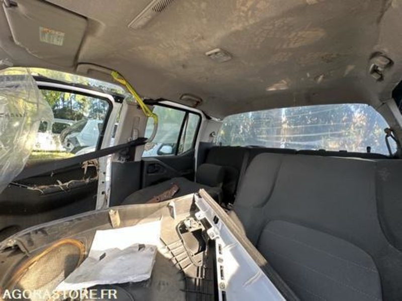 Pick-up NISSAN NAVARRA - 2013 - 200000KM - CX496PF: obrázek 20
