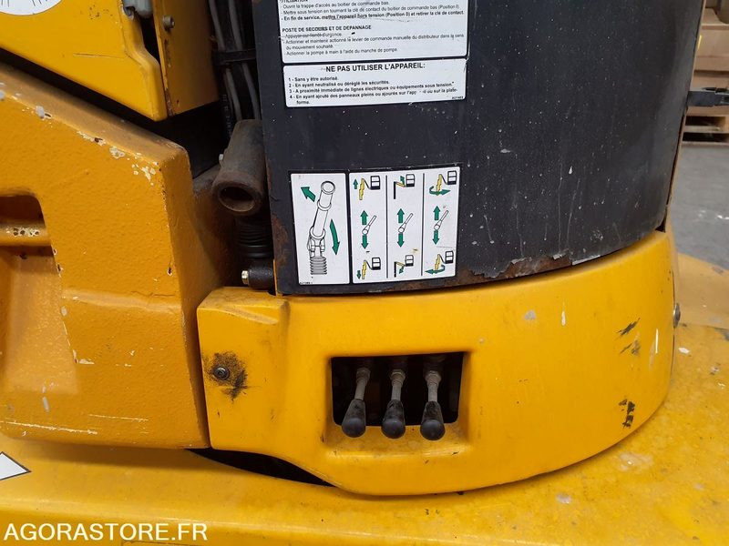 Nacelles à mât vertical GROVE TOUCAN 861 - Pracovní plošina: obrázek 5 Nacelles à mât vertical GROVE TOUCAN 861 - Pracovní plošina: obrázek 5