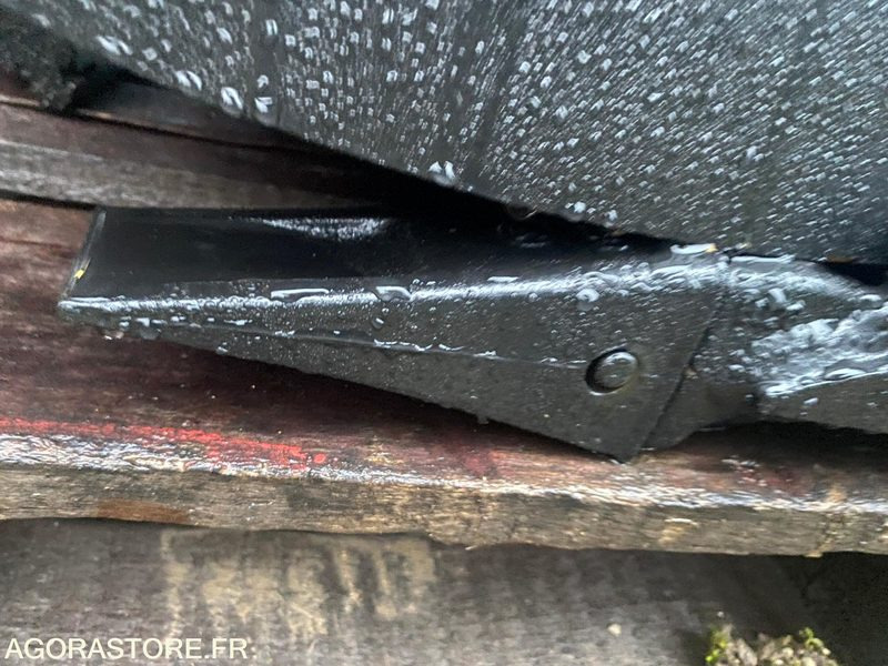 1 Godet 800mm CR70 NEUF - Náhradní díly pro Stavební technika: obrázek 2 1 Godet 800mm CR70 NEUF - Náhradní díly pro Stavební technika: obrázek 2