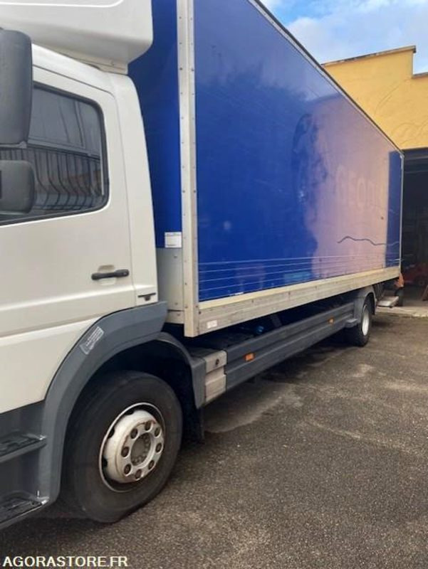 Atego Mercedes Boite automatique 2017 300 000 kms - Nákladní auto: obrázek 1 Atego Mercedes Boite automatique 2017 300 000 kms - Nákladní auto: obrázek 1