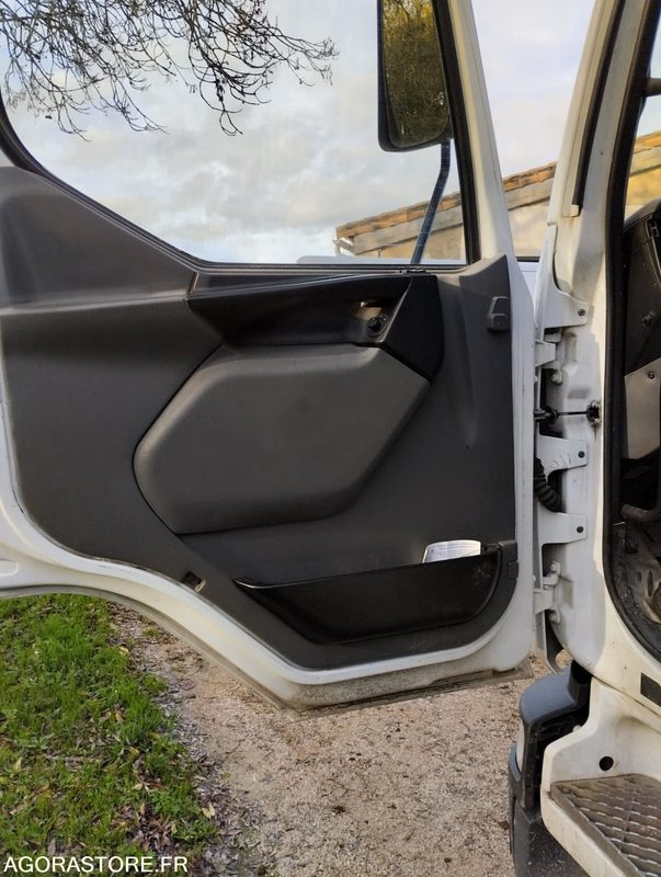 Nákladní auto Camion benne avec grue - Renault Midlum 2001 293846kms: obrázek 13