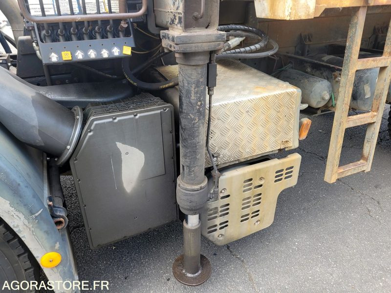 Nákladní auto IVECO BENNE ET GRUE DIESEL - 999AVB57 - VIN WJMA1VJ1004250575: obrázek 17