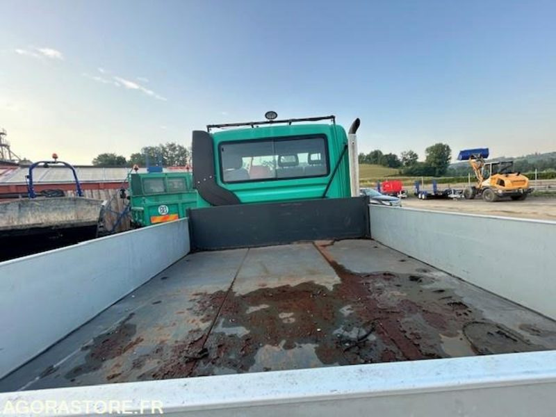 MERCEDES UNIMOG U300C VERSION COMMUNALE 2000 97652 KM - Nákladní auto: obrázek 5 MERCEDES UNIMOG U300C VERSION COMMUNALE 2000 97652 KM - Nákladní auto: obrázek 5