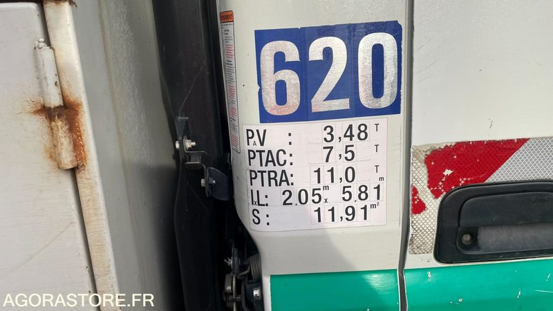 MITSUBISHI / FUSO canter - Nákladní auto: obrázek 4 MITSUBISHI / FUSO canter - Nákladní auto: obrázek 4