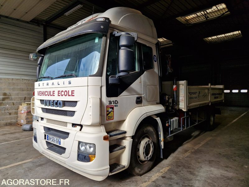 Porteur Benne Grue Iveco 310 E5 - 2008 - 140755 Kms - DW524GX - Nákladní auto: obrázek 1 Porteur Benne Grue Iveco 310 E5 - 2008 - 140755 Kms - DW524GX - Nákladní auto: obrázek 1