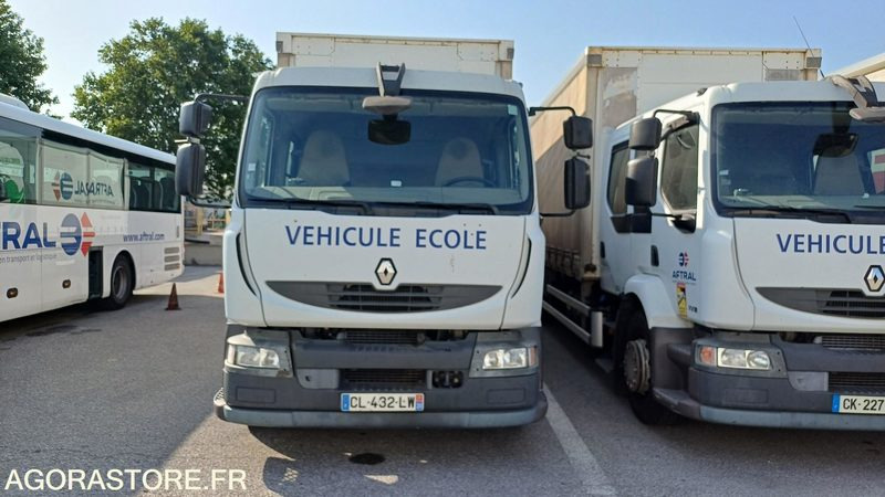 Porteur MIDLUM DXI 290 de 2012 408000 KMS (3865/CL-432-LW) - Nákladní auto: obrázek 1 Porteur MIDLUM DXI 290 de 2012 408000 KMS (3865/CL-432-LW) - Nákladní auto: obrázek 1