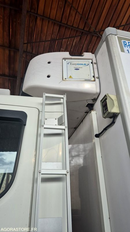 Porteur frigo Volvo FE 260 - Nákladní auto: obrázek 4 Porteur frigo Volvo FE 260 - Nákladní auto: obrázek 4