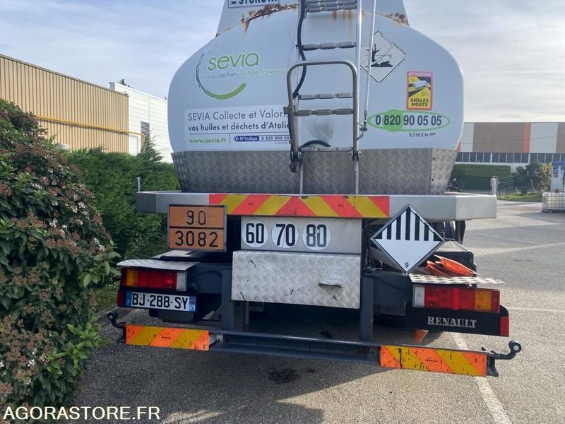 RENAULT PREMIUM 210.19 19 t citerne ADR- -2006-517007-BJ288SY - export only - Nákladní auto: obrázek 4 RENAULT PREMIUM 210.19 19 t citerne ADR- -2006-517007-BJ288SY - export only - Nákladní auto: obrázek 4