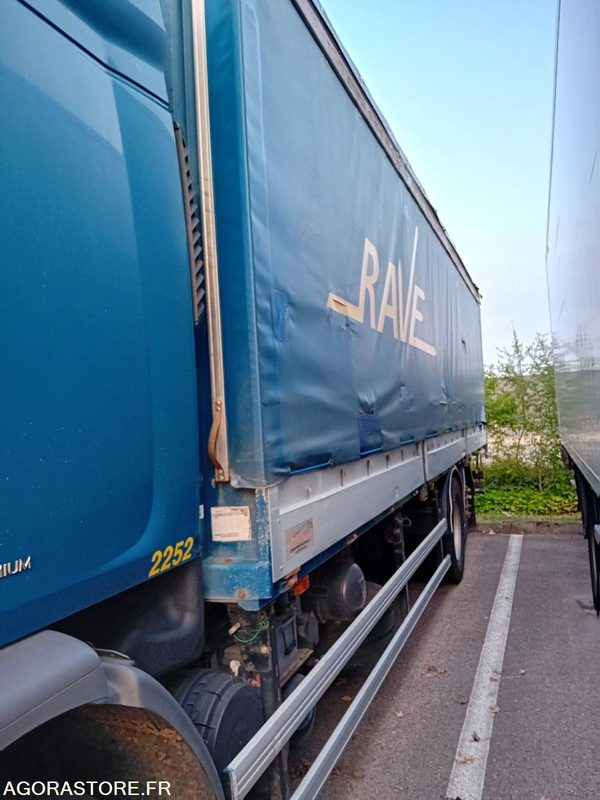 RENAULT PREMIUM 380.26 - Bâché - 2012 / 801917 KM (2252) - Nákladní auto: obrázek 5 RENAULT PREMIUM 380.26 - Bâché - 2012 / 801917 KM (2252) - Nákladní auto: obrázek 5