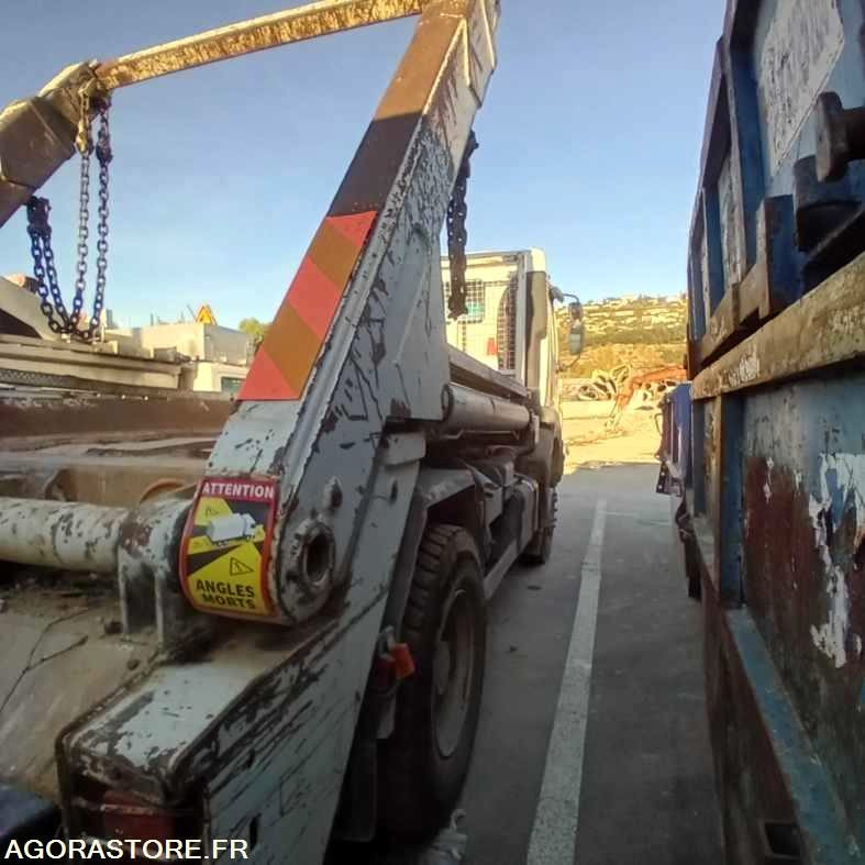 Renault Kerax multi benne à chaine - Nákladní auto: obrázek 2 Renault Kerax multi benne à chaine - Nákladní auto: obrázek 2