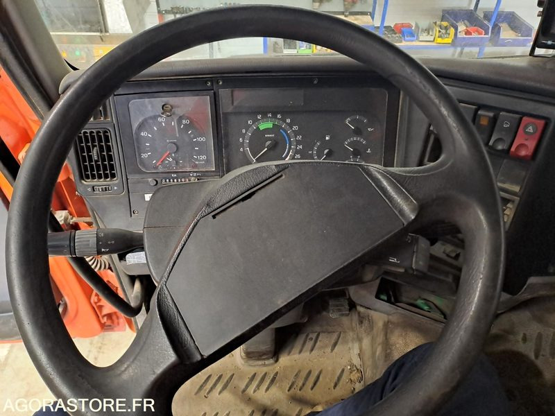 Renault Premium - 2002 - 245200kms (P2001104) - Nákladní auto: obrázek 5 Renault Premium - 2002 - 245200kms (P2001104) - Nákladní auto: obrázek 5