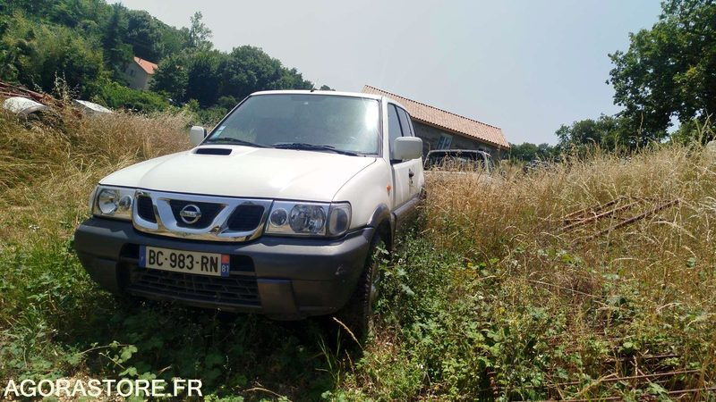 Nissan Terrano - 2004 - SUV: obrázek 1 Nissan Terrano - 2004 - SUV: obrázek 1